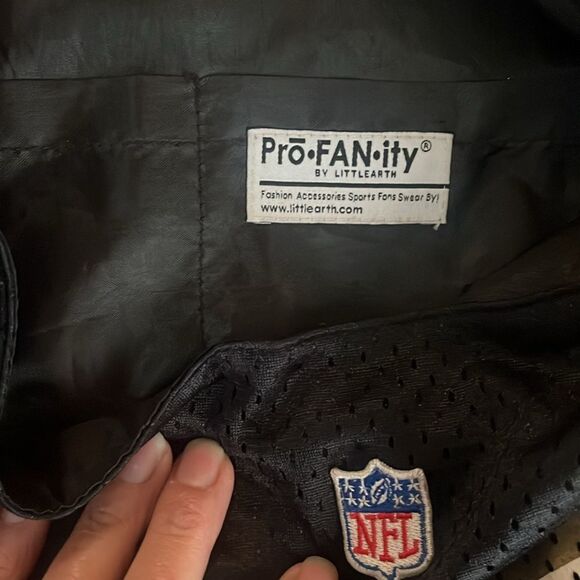 NFL Black and Gold Men's Bag - Picture 3 of 3